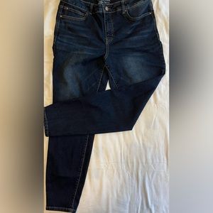 MAURICES PLUS SIZE-EverFlex High-Rise Jeans